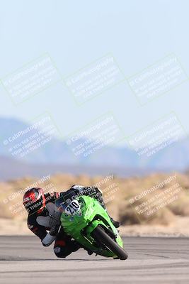 media/Dec-07-2025-CVMA (Sun) [[3e7d2de5dc]]/Race 9-Formula UL Shootout/